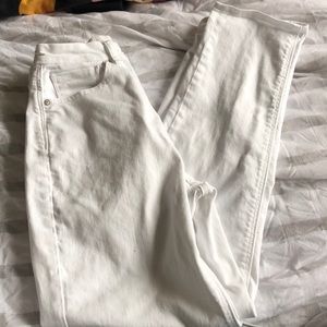 AE X ME CURVY STRETCH MOM JEANS